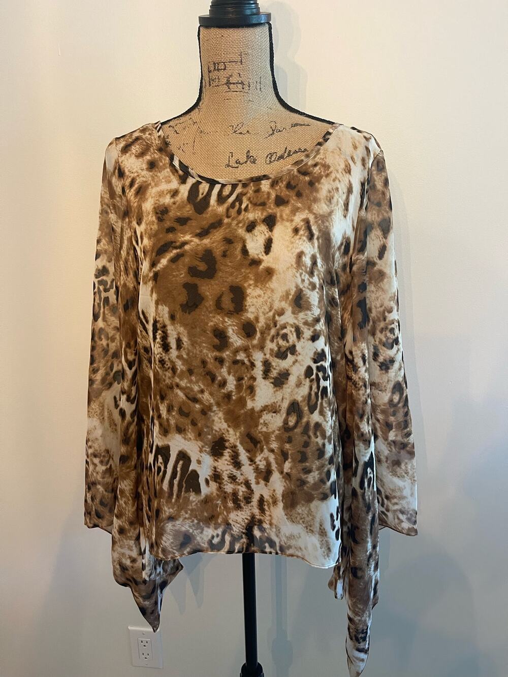 Show Me Your MuMu Cheetah Print Blouse Low Back Size Large